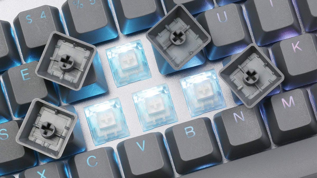 DROP CRTL Keyboard Keycaps Removed