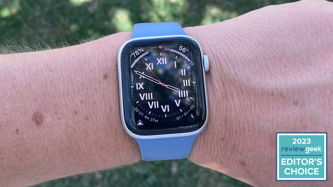Apple Watch SE (2nd Gen) Review: The Perfect Amount of Smart Watch